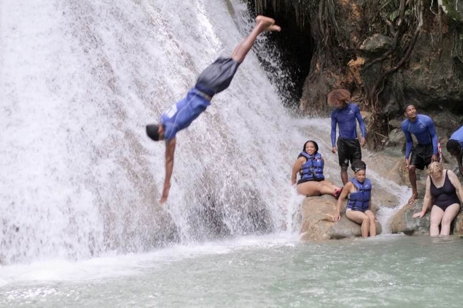 Blue Hole Island Gully Falls Tour